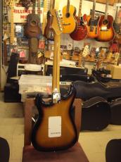 Fender Japan ST57-105DMC_3