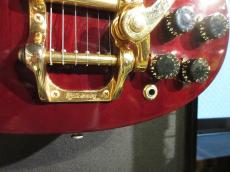 Gibson 1974 SG Custom Cherry Red Factory Bigsby_4