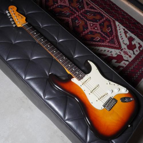 Fender Japan 1982 ST62-115 3TS "JV SERIAL"