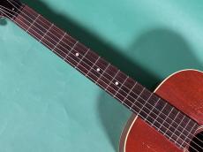 Gibson L-0_7