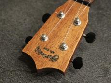 Martin 2K Tenor Uke with L.R.Baggs Five.O Ukulele Pickup 2012_7