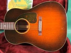 Gibson J-45 BANNER MAHO TOP_2
