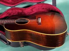Gibson J-45 BANNER MAHO TOP_4