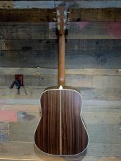 Martin D-28 Satin Amberburst_9