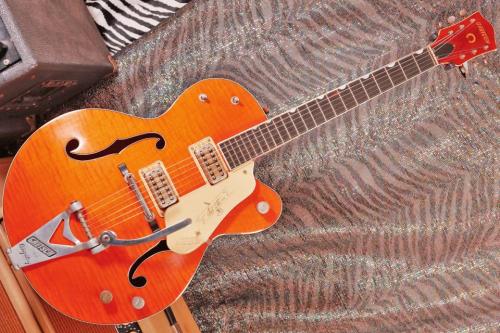 Gretsch グレッチ　#6120　チェット・アトキンス・ホロー・ボディ　/　ウルトラ・フレームトップ!