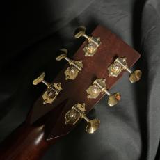 Martin D-28 Modern Deluxe_8