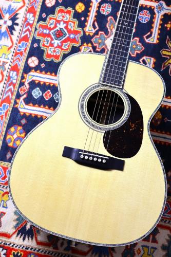 Martin 【旧仕様タイプ】000-42Standard 2024年製 【無金利キャンペーン】