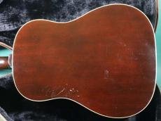 Gibson J-50_3