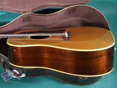 Gibson J-50_4