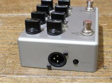Darkglass Electronics Vintage Ultra V2 With Aux_5