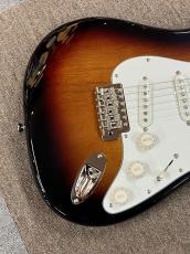Squier Classic Vibe '60s Stratocaster, Laurel Fingerboard, 3-Color Sunburst_5