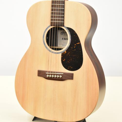 Martin 【クロサワ横浜店】00-X2E COCO #3044492 【トップ単板/HPLボディ/エレアコ】