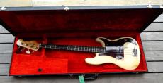 Fender PrecisionBass_11
