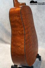 Martin D-18CW (2001) D-18の魅力をさらに押し広げたような完成度の高いモデルです。_11