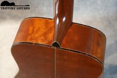 Martin D-18CW (2001) D-18の魅力をさらに押し広げたような完成度の高いモデルです。_12