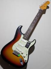 Fender Limited Edition Vintera II Road Worn '60s Stratocaster -3-Color Sunburst- #MX26019964 【3.30kg】_2