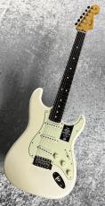 Fender FSR  American Professional Classic Stratocaster / Olympic Pearl #US25093731 ≒3.43kg_2