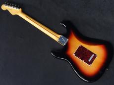 Fender Limited Edition Player II Stratocaster 3-Color Sunburst_6