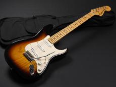 Fender Classic Series '70s Stratocaster Maple Fingerboard ~3-Color Sunburst~_2