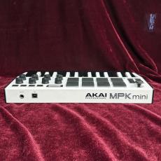 AKAI MPK mini mk3 White_4