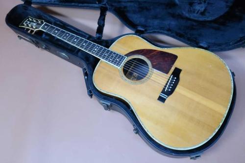 YAMAHA 谷 康一 Custom Oder Model / Custom Oder  Model・Solid Ezo Spruce Top・Solid Premium Grade Brazilian Rosewood Side and Back・Solid Abalone Trim and Rosette・Star Inlay・本鼈甲 Pick guard・Terry Nakamoto Signed【Wi