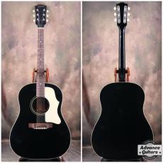 Gibson 1968年製 J-45 Ebony Black【1968/ダウンベリー/ビス止めロゴなしホワイトPG】