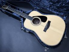 YAMAHA L-10 / Original Gold TM-50G・Solid Ezo Spruce Top・Solid Jacaranda Side and Back・Ebony Fingerboard & Bridge・木象嵌 Inlay・Mahogany Neck・Original Tortoiseshell Pick guard【With Original Hard Case】1977年製