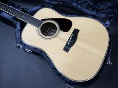 YAMAHA L-10 / Original Gold TM-50G・Solid Ezo Spruce Top・Solid Jacaranda Side and Back・Ebony Fingerboard & Bridge・木象嵌 Inlay・Mahogany Neck・Original Tortoiseshell Pick guard【With Original Hard Case】1977年製_2