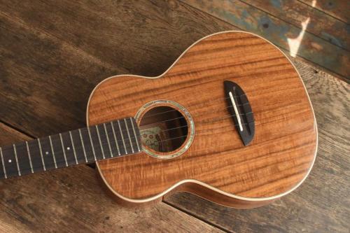 aNueNue Tenor aNN-AAA3E