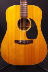 Martin D-18