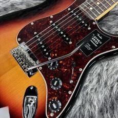 Fender Limited Edition Player II Stratocaster RW 3-Color Sunburst_3