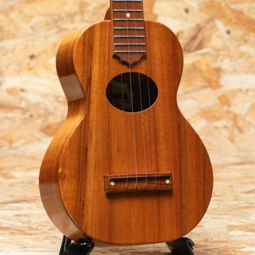 KoAloha KCM-00 Oval Hole Concert 2000