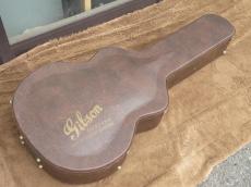 Gibson J-200_9