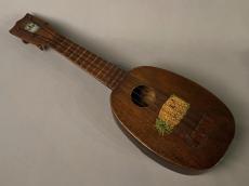 Kamaka SOPRANO PINE 【ブルー・クレスト・デカール 1920s】_2
