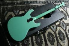 Mosrite The Ventures Model Surf Green (黒雲)_10
