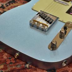 Fender Limited Edition American Professional Classic Telecaster, Rosewood Fingerboard, Mystic Ice Blue_3
