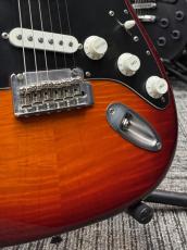 Fender Player Stratocaster Plus Top -Aged Cherry Burst / Maple- 2019年製 【3.57kg】_9