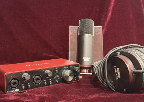 Focusrite Scarlett 2i2 Studio Pack