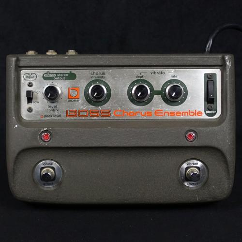 BOSS CE-1