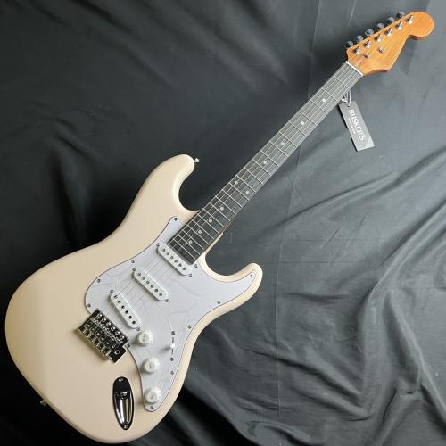 BUSKER'S BST-Standard PKW ストラトキャスタータイプ ローステッドメイプルネック