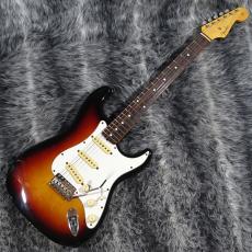 Fender Japan ST62-55 3TS_3