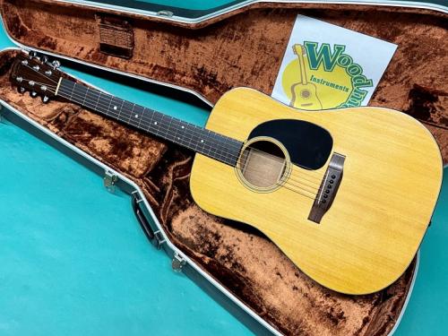 Martin D-18