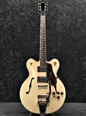 Gretsch G2622T Streamliner Center Block Double-Cut with Bigsby-Vintage White-_2