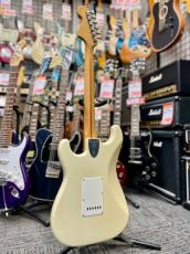 Fender Japan 【中古特価市】 1985-1986 ST72-65 -OWH/R (Olympic White)- 【Scalloped Fingerboard!】【フジゲン期】_4
