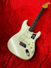 Fender Limited Edition American Professional Classic Stratocaster -Olympic Pearl- #US25076118 ≒3.55kg_2