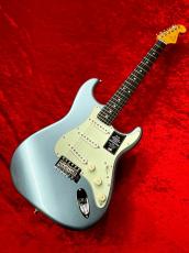 Fender Limited Edition American Professional Classic Stratocaster -Mystic Ice Bluel- #US26019684 ≒3.49kg_2