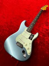 Fender Limited Edition American Professional Classic Stratocaster -Mystic Ice Bluel- #US26021477 ≒3.47kg_2