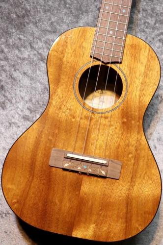 FgN 【夏のボーナスセール!!】FUS-TT-03 #23C0011【テナー】【ハワイアンコア単板】【池袋店在庫品】