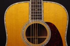 Martin D-42_8
