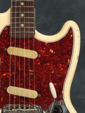 Fender 1965 Mustang White_7